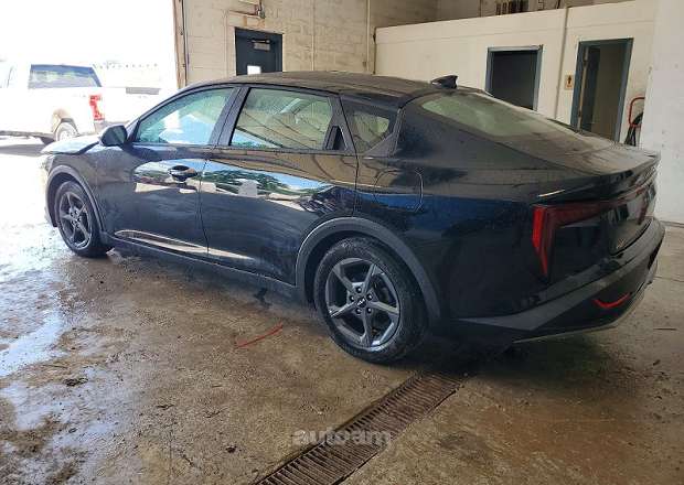 Kia K4