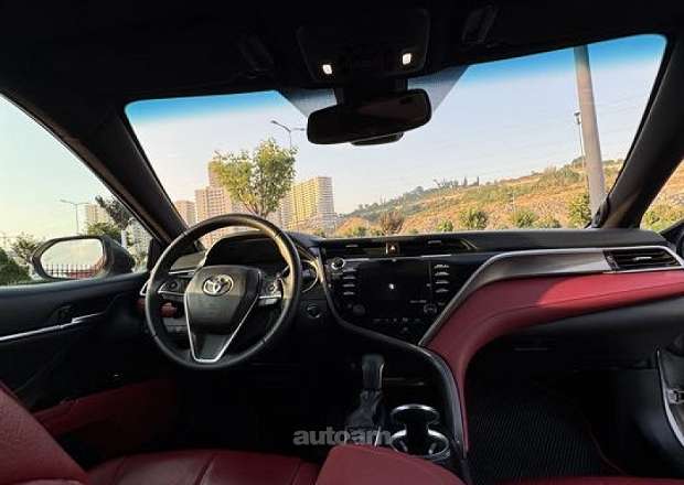 Toyota Camry 2018 — լուսանկար 6