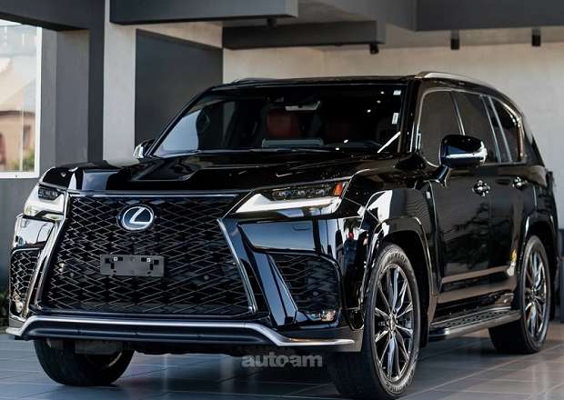 Lexus LX 600