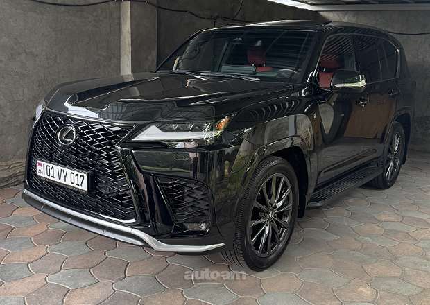 Lexus LX 600