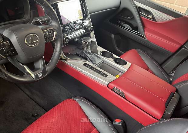 Lexus LX 600