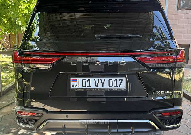 Lexus LX 600