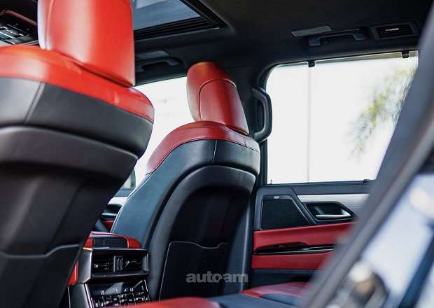Lexus LX 600