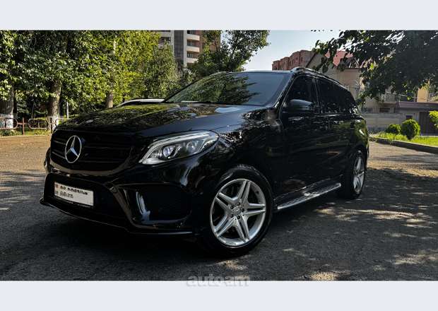 Mercedes-Benz GLE 400