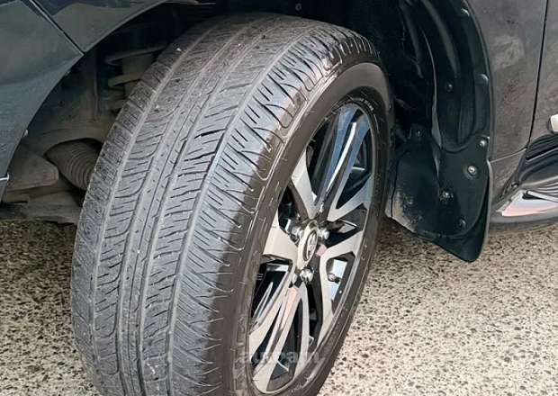Toyota Land Cruiser 200