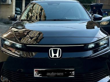 Honda e:NP2  2024 