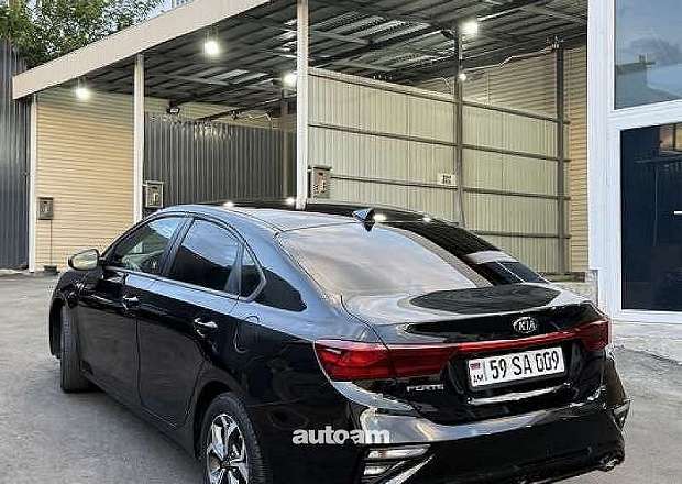Kia Forte 2021 — լուսանկար 2