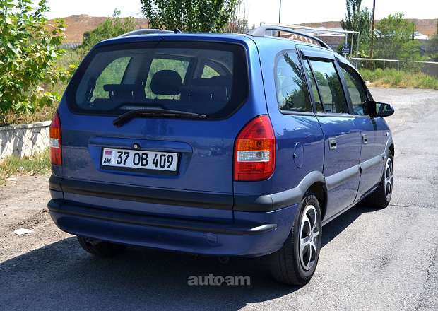Opel Zafira 2002 — լուսանկար 13