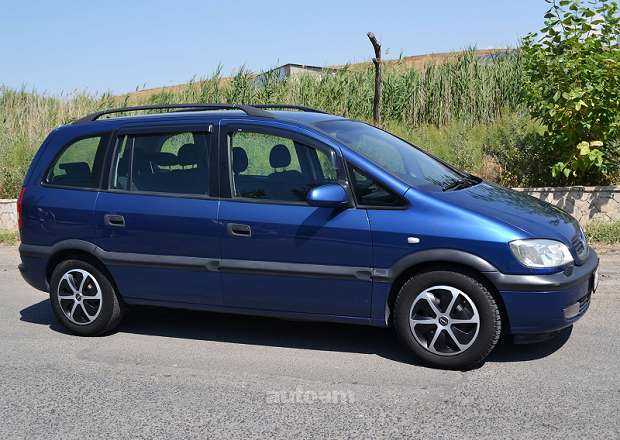 Opel Zafira 2002 — լուսանկար 6