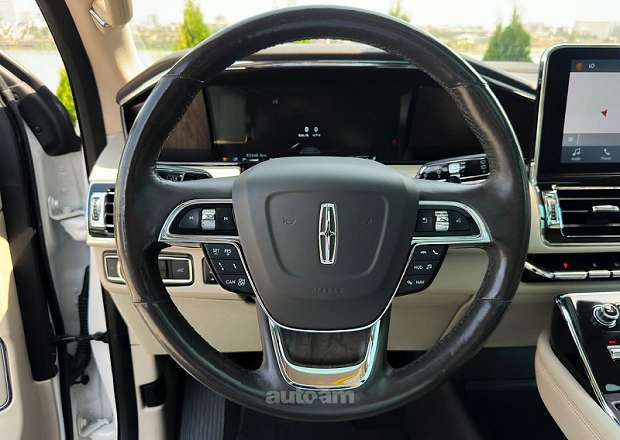 Lincoln Navigator
