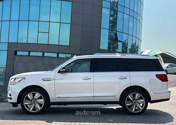 Lincoln Navigator