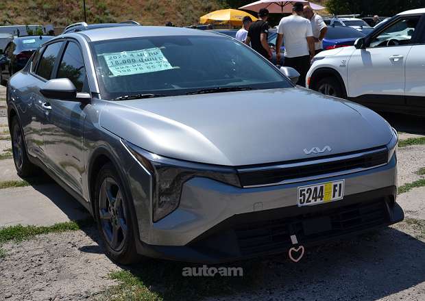 Kia K4 2025 — լուսանկար 1