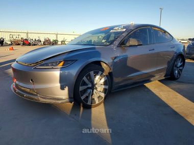 Tesla Model 3  2025 
