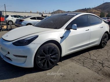Tesla Model 3  2022 