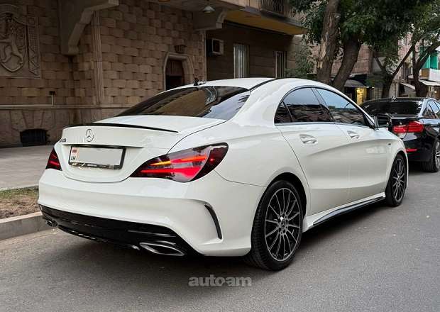 Mercedes-Benz CLA 250 2017 — фото 3