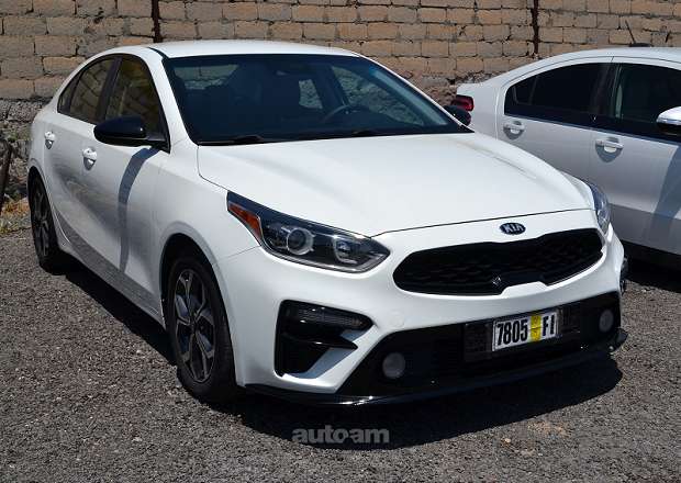 Kia Forte 2019 — լուսանկար 2