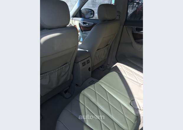 Infiniti FX35 2010 — photo 5