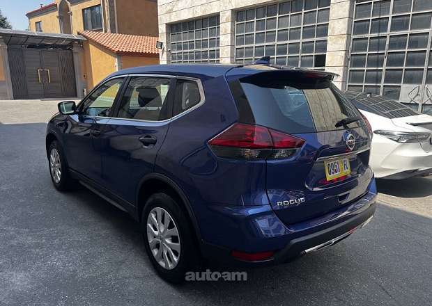 Nissan Rogue