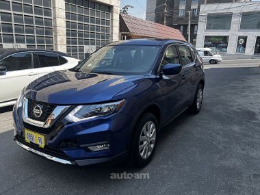 Nissan Rogue  2020 