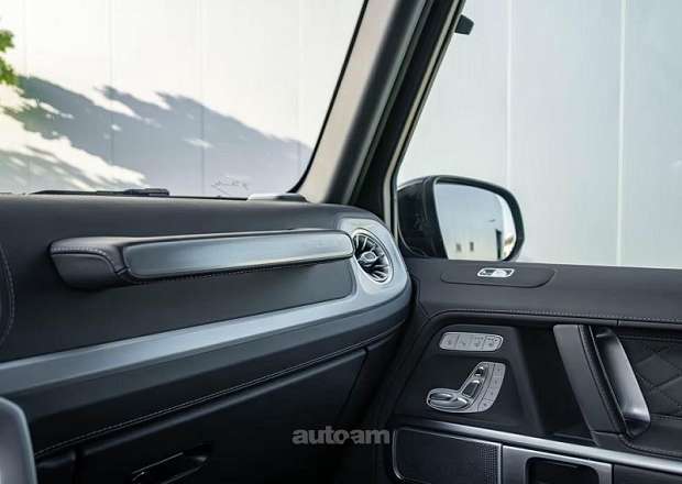 Mercedes-Benz G 500