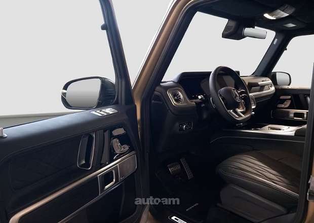 Mercedes-Benz G 500