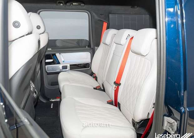 Mercedes-Benz G 500