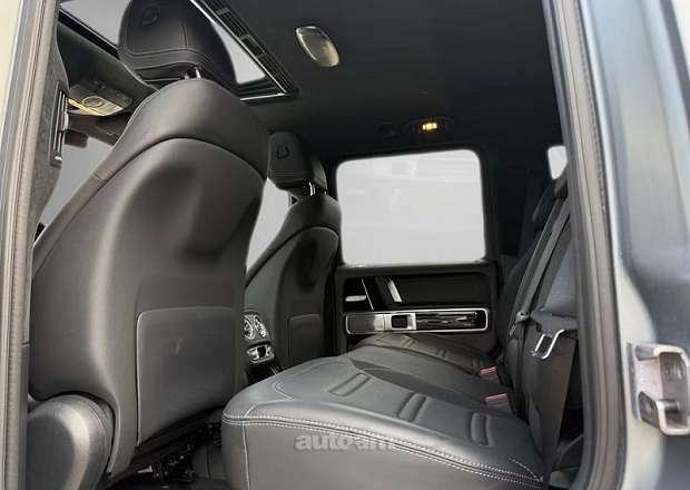 Mercedes-Benz G 500