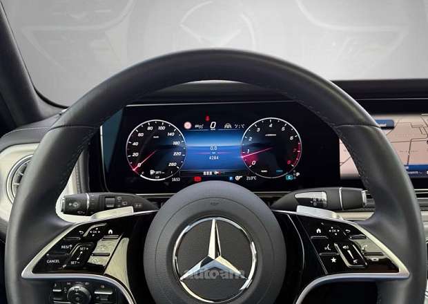 Mercedes-Benz G 500