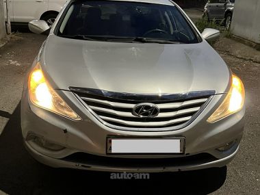 Hyundai Sonata  2012 