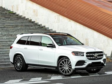 Mercedes-Benz GLS 450  2023 