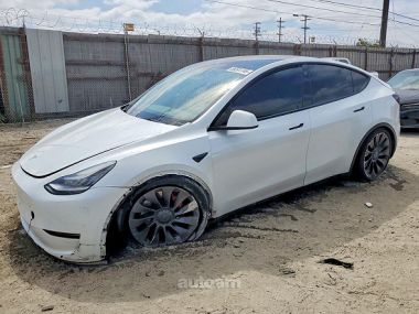 Tesla Model Y  2022 