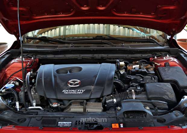 Mazda 3 2018 — լուսանկար 13