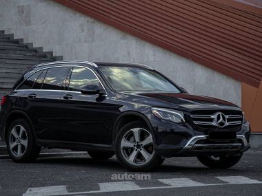 Mercedes-Benz GLC 200  2020 