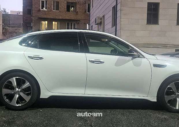 Kia Optima 2020 — լուսանկար 8