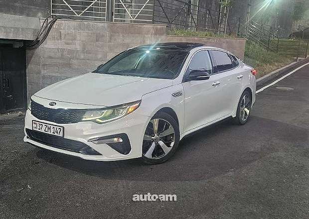 Kia Optima 2020 — լուսանկար 3