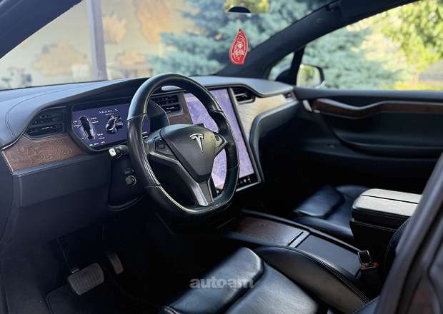Tesla Model X 2020 — լուսանկար 5