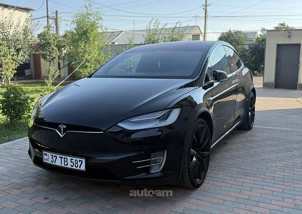 Tesla Model X 2020 — լուսանկար 2