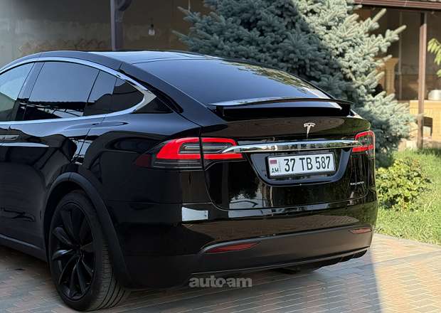 Tesla Model X 2020 — լուսանկար 4