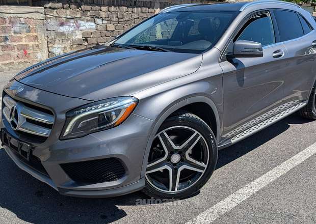 Mercedes-Benz GLA 250