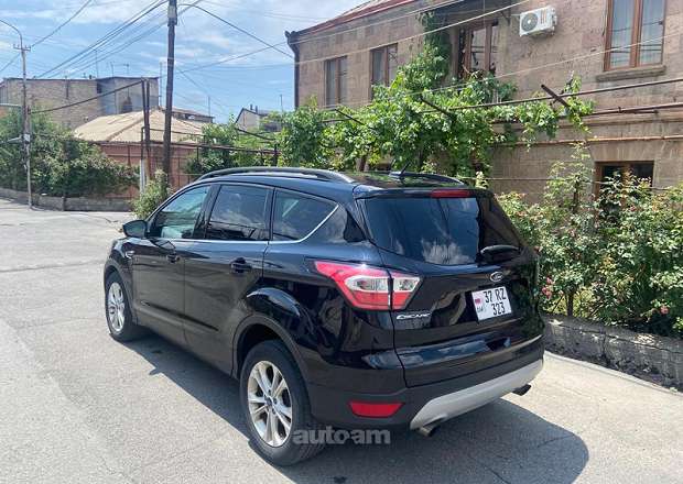 Ford Escape