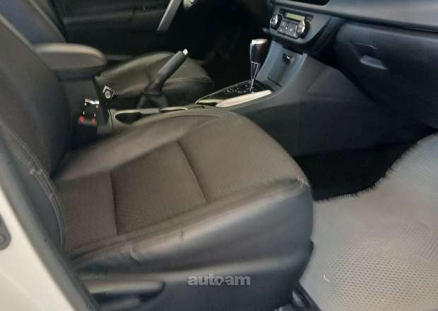 Toyota Corolla 2015 — լուսանկար 7