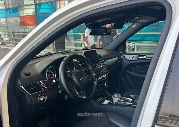 Mercedes-Benz GLE 350 2018 — լուսանկար 2
