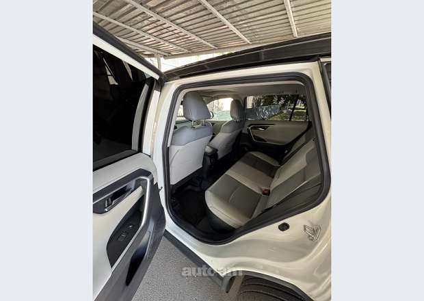 Toyota Rav 4 2020 — photo 9