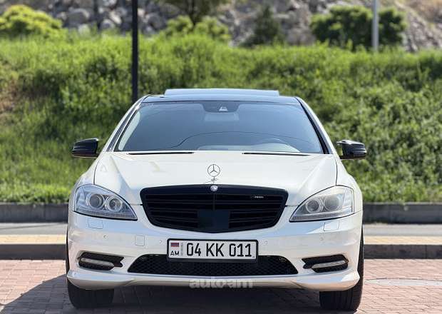 Mercedes-Benz S 500