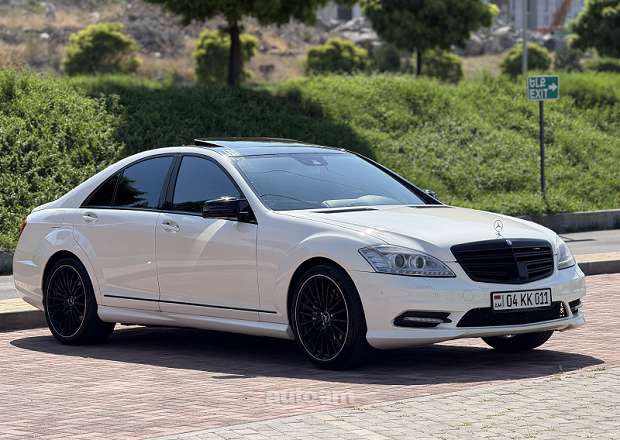 Mercedes-Benz S 500