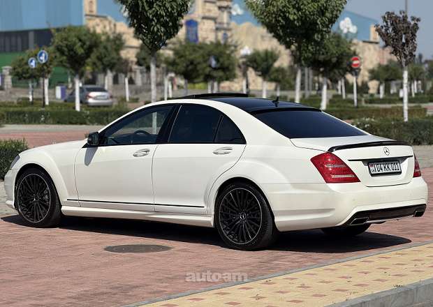 Mercedes-Benz S 500