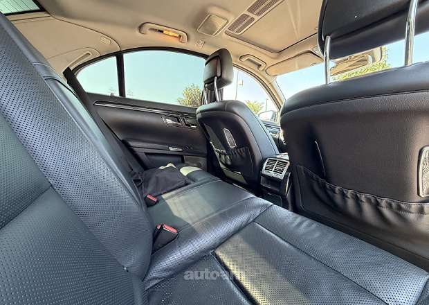 Mercedes-Benz S 500