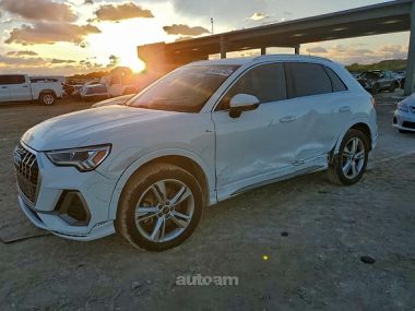 Audi Q3  2022 
