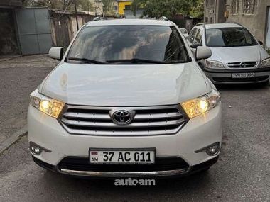 Toyota Highlander  2012 