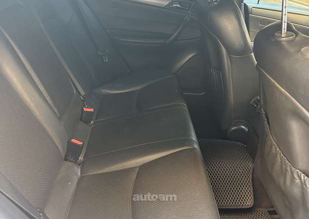 Mercedes-Benz C 230
